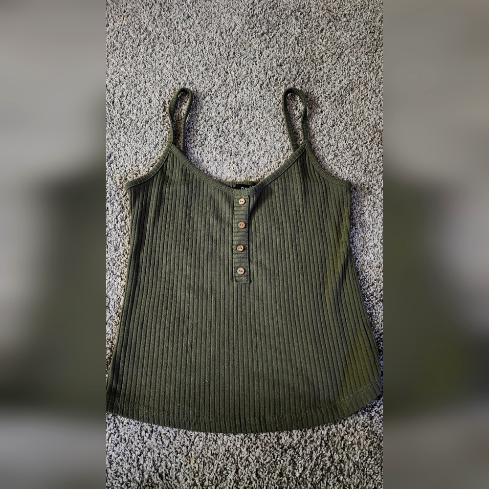 Cute top